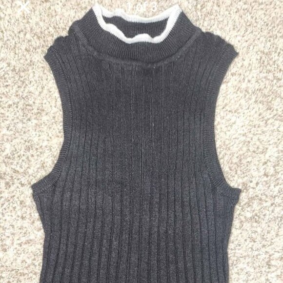 Garage halter top - Picture 1 of 3